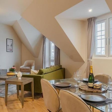 Luxury Penthouse - Castle Views - 2 Bed & Parking Διαμέρισμα Γουίνσδορ Εξωτερικό φωτογραφία